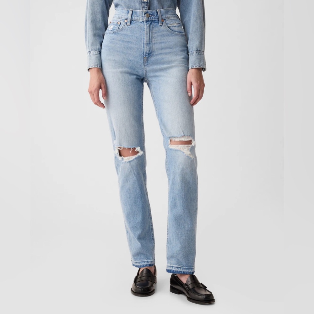 LIKE NEW GAP High Rise Cheeky Straight Jeans Size 25 / 0R